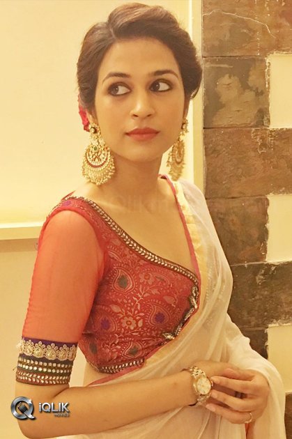 Shraddha-Das